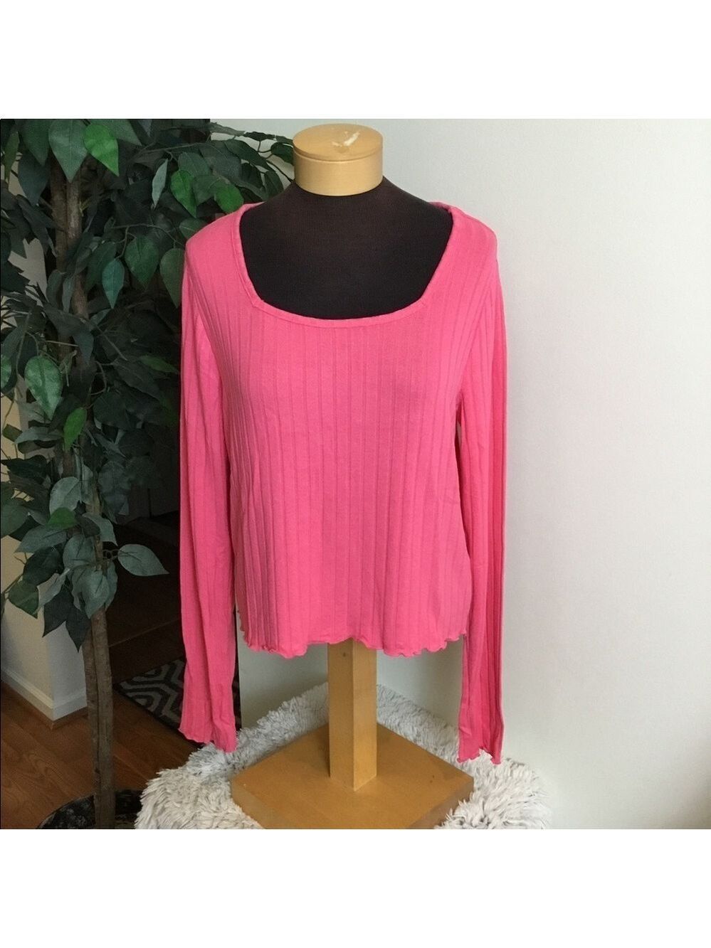 SO Jrs Plus 1X squareneck ribbed top NWT